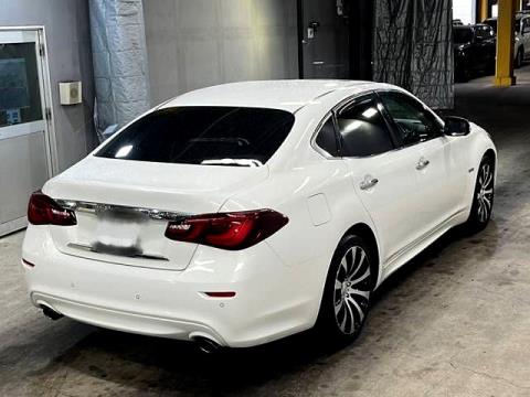 2015 Nissan Fuga Hybrid / Skyline - Thumbnail