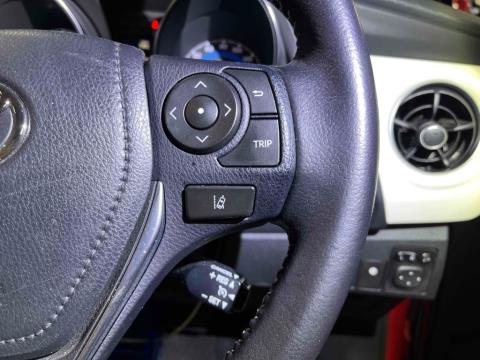2016 Toyota Auris Hybrid / Corolla - Thumbnail