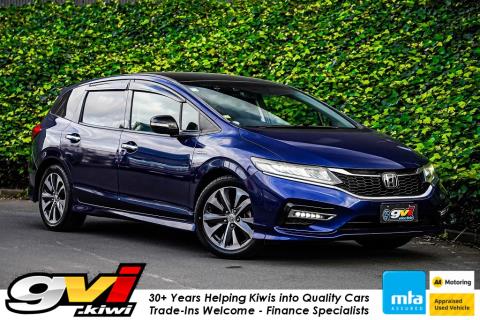 2018 Honda Jade Hybrid / Shuttle
