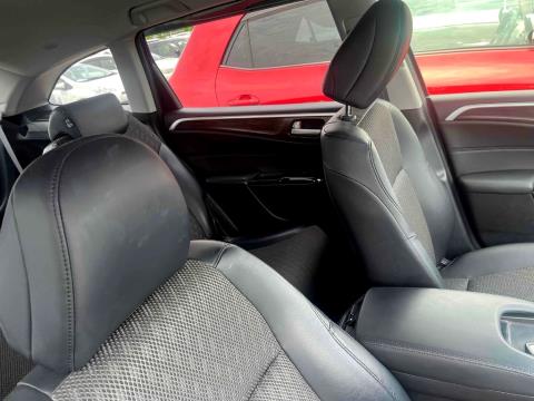 2018 Honda Jade Hybrid / Shuttle - Thumbnail