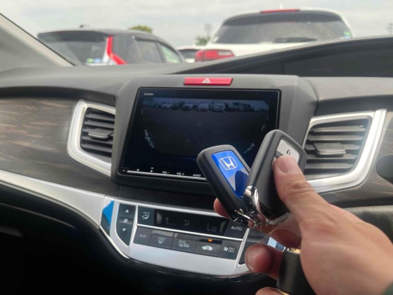 2018 Honda Jade Hybrid / Shuttle