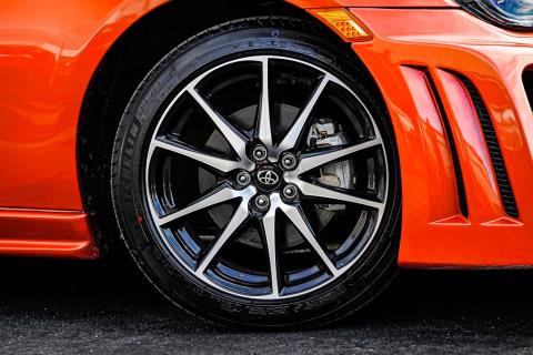 2013 Toyota 86 - Thumbnail