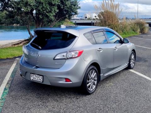 2013 Mazda Axela Sport Hatch - Thumbnail