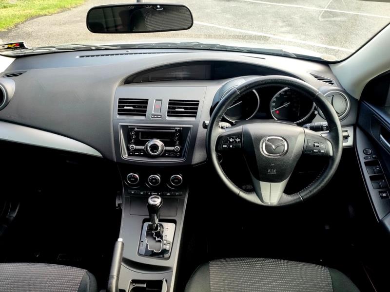 2013 Mazda Axela Sport Hatch