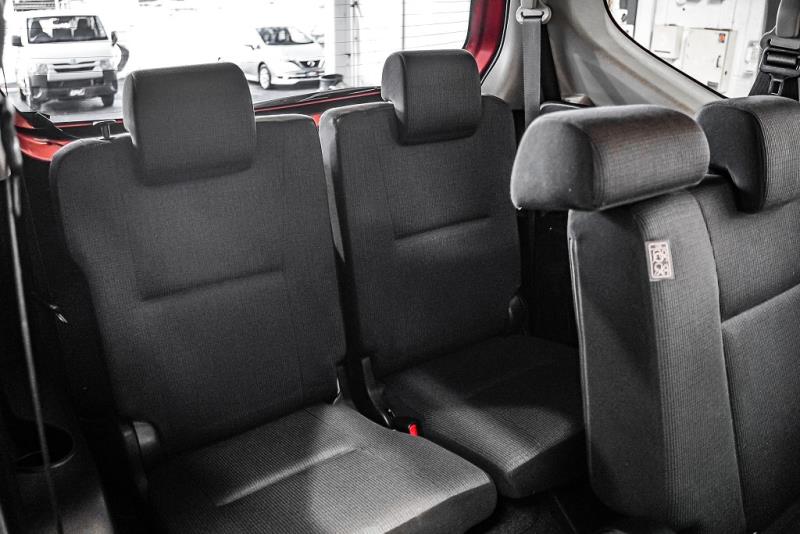 2015 Toyota Sienta Hybrid G