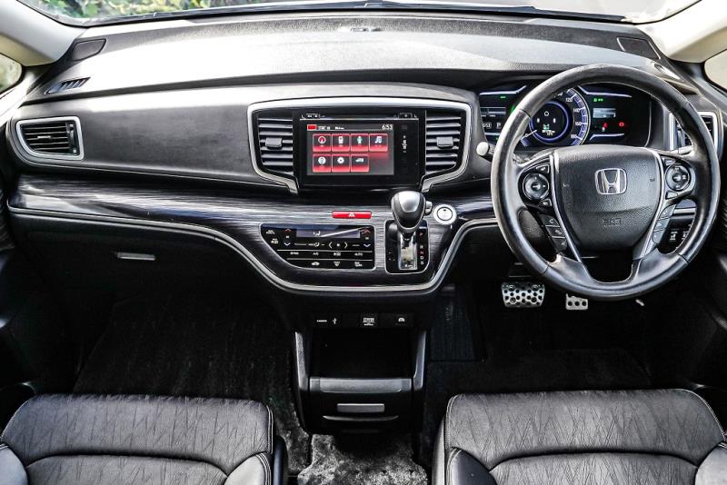 2016 Honda Odyssey Absolute Hybrid