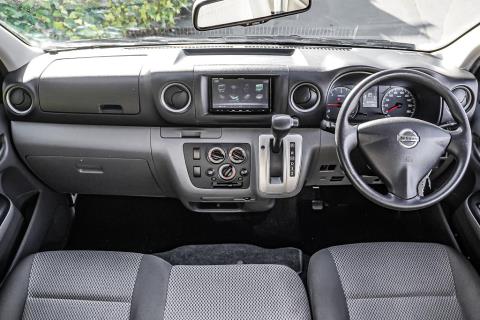 2020 Nissan NV350 Jumbo 5 Door - Thumbnail