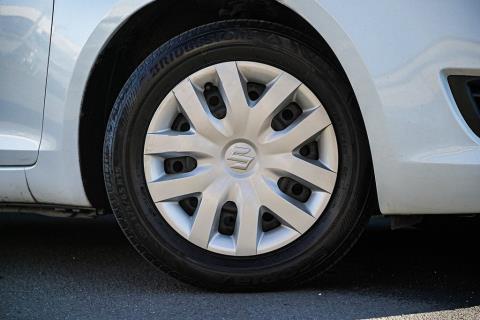 2011 Suzuki Swift 5 Door - Thumbnail