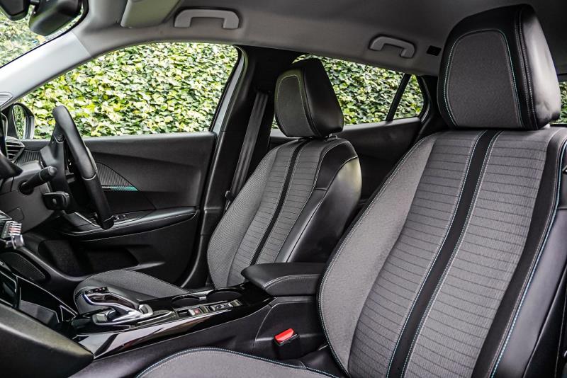 2021 Peugeot e-2008 Allure