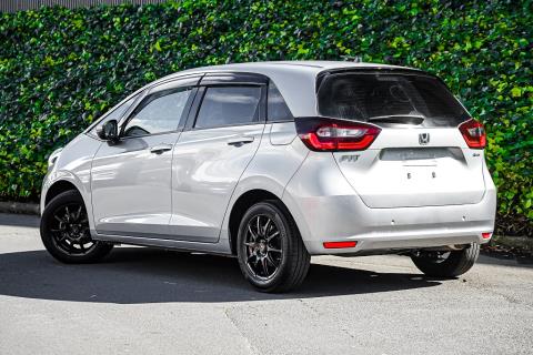 2020 Honda Fit E:HEV / Jazz Hybrid - Thumbnail