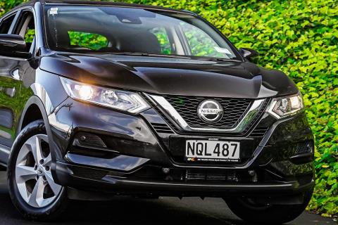 2021 Nissan Qashqai ST - Thumbnail