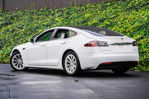 2018 Tesla Model S 100D AWD - Thumbnail