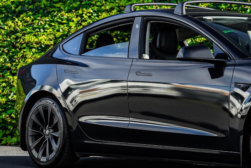 2021 Tesla Model 3 SR+