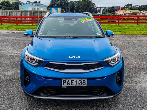 2022 Kia Stonic LX - Thumbnail