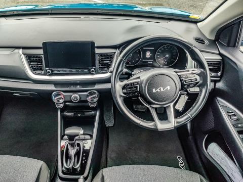 2022 Kia Stonic LX - Thumbnail