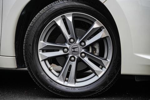 2012 Honda CR-Z Hybrid - Thumbnail