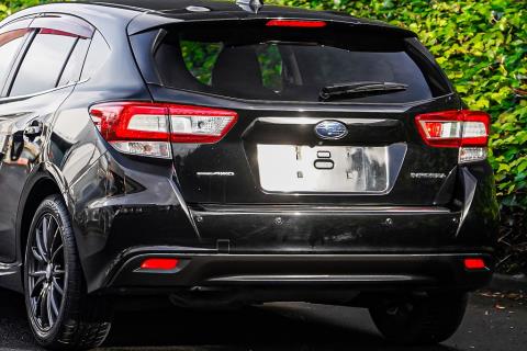 2017 Subaru Impreza Sport 2.0i-S - Thumbnail