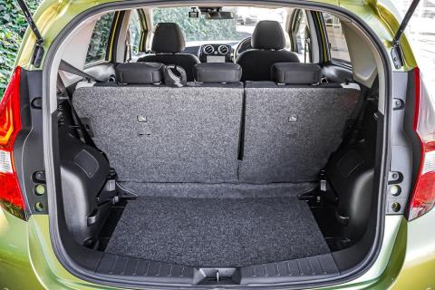 2019 Nissan Note e-Power X - Thumbnail