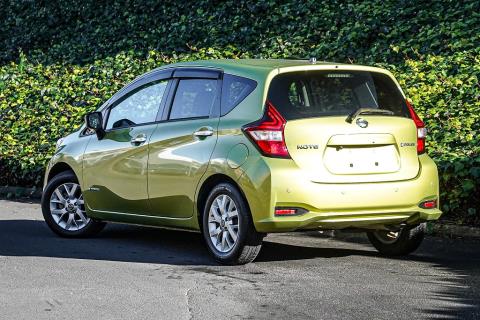 2019 Nissan Note e-Power X - Thumbnail
