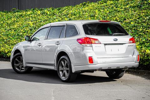 2014 Subaru Outback 4WD B-Sport - Thumbnail