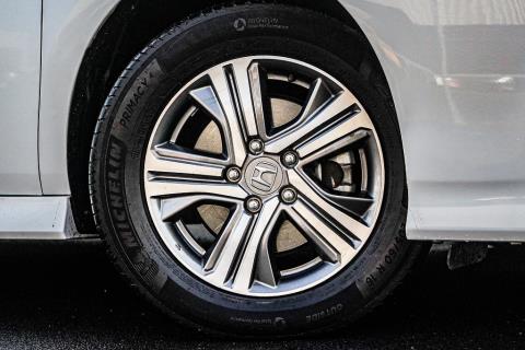 2018 Honda Step Wagon - Thumbnail