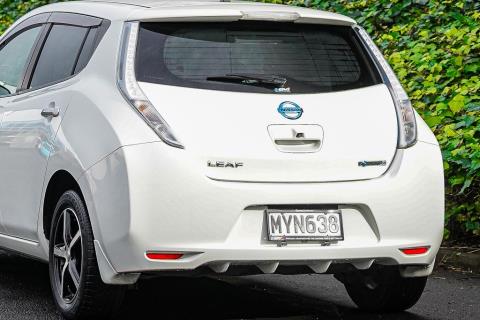 2014 Nissan Leaf 24X - Thumbnail