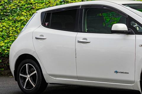 2014 Nissan Leaf 24X - Thumbnail