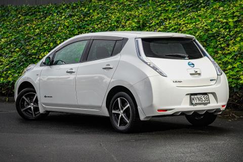 2014 Nissan Leaf 24X - Thumbnail