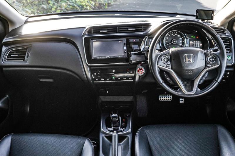 2017 Honda Grace Modulo Hybrid
