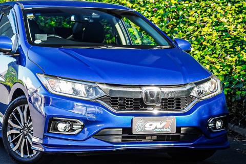 2017 Honda Grace Modulo Hybrid - Thumbnail