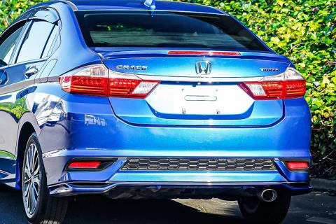 2017 Honda Grace Modulo Hybrid - Thumbnail