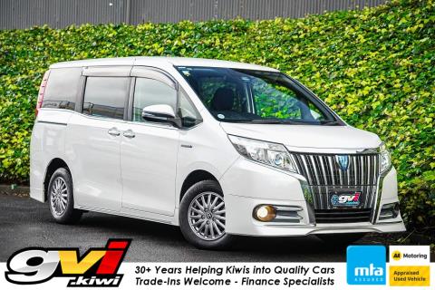 2016 Toyota Noah / Esquire