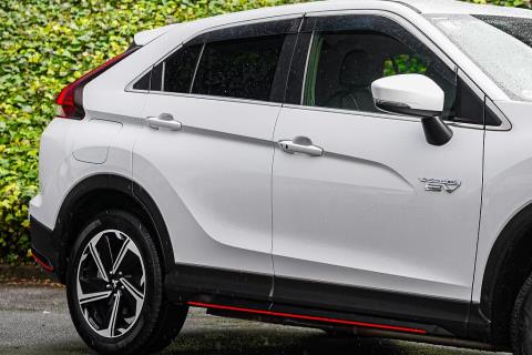 2020 Mitsubishi Eclipse Cross PHEV 4WD - Thumbnail