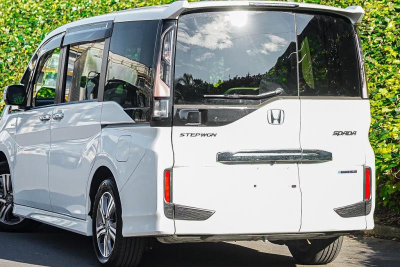 2017 Honda Step Wagon