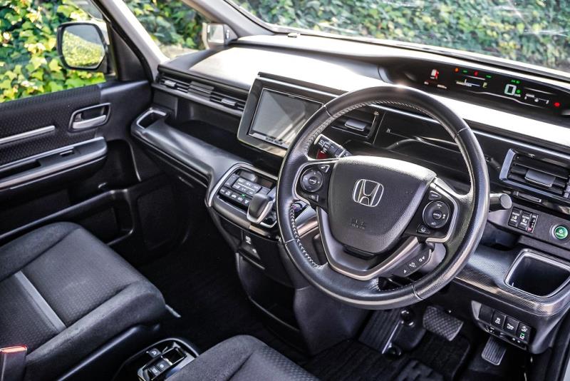 2017 Honda Step Wagon