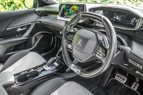 2021 Peugeot e-2008 GT Electric - Thumbnail