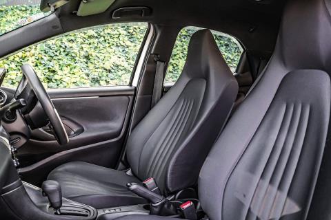 2020 Toyota Yaris Hybrid - Thumbnail