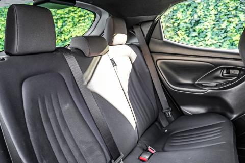 2020 Toyota Yaris Hybrid - Thumbnail