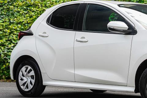 2020 Toyota Yaris Hybrid - Thumbnail
