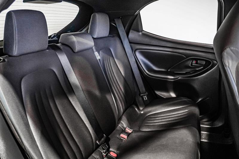 2020 Toyota Yaris Hybrid / Vitz