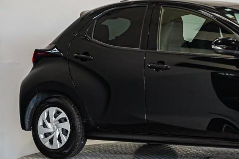 2020 Toyota Yaris Hybrid / Vitz - Thumbnail