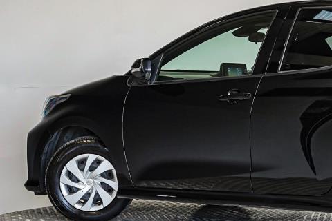 2020 Toyota Yaris Hybrid / Vitz - Thumbnail