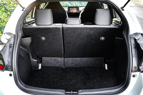 2020 Toyota Yaris Hybrid - Thumbnail