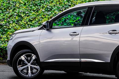2021 Peugeot 3008 Allure - Thumbnail