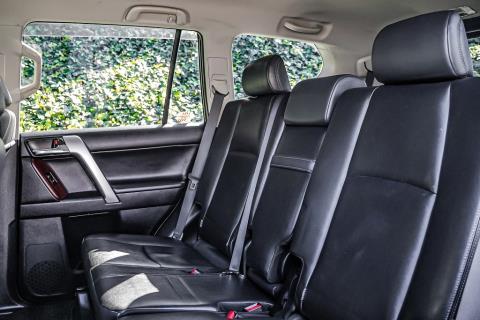 2016 Toyota Land Cruiser Prado 7 Seat - Thumbnail
