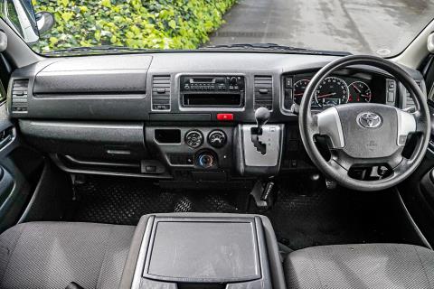2020 Toyota Hiace ZL 5 Door - Thumbnail