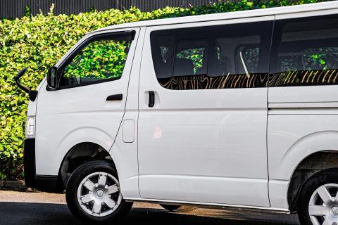 2020 Toyota Hiace ZL 5 Door - Thumbnail