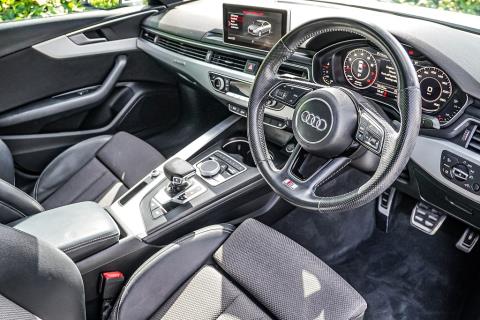 2016 Audi A4 2.0TFSI Quattro - Thumbnail