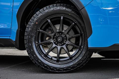 2016 Subaru XV 2.0-I AWD - Thumbnail