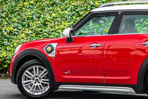2017 Mini Cooper SE Crossover All 4 - Thumbnail